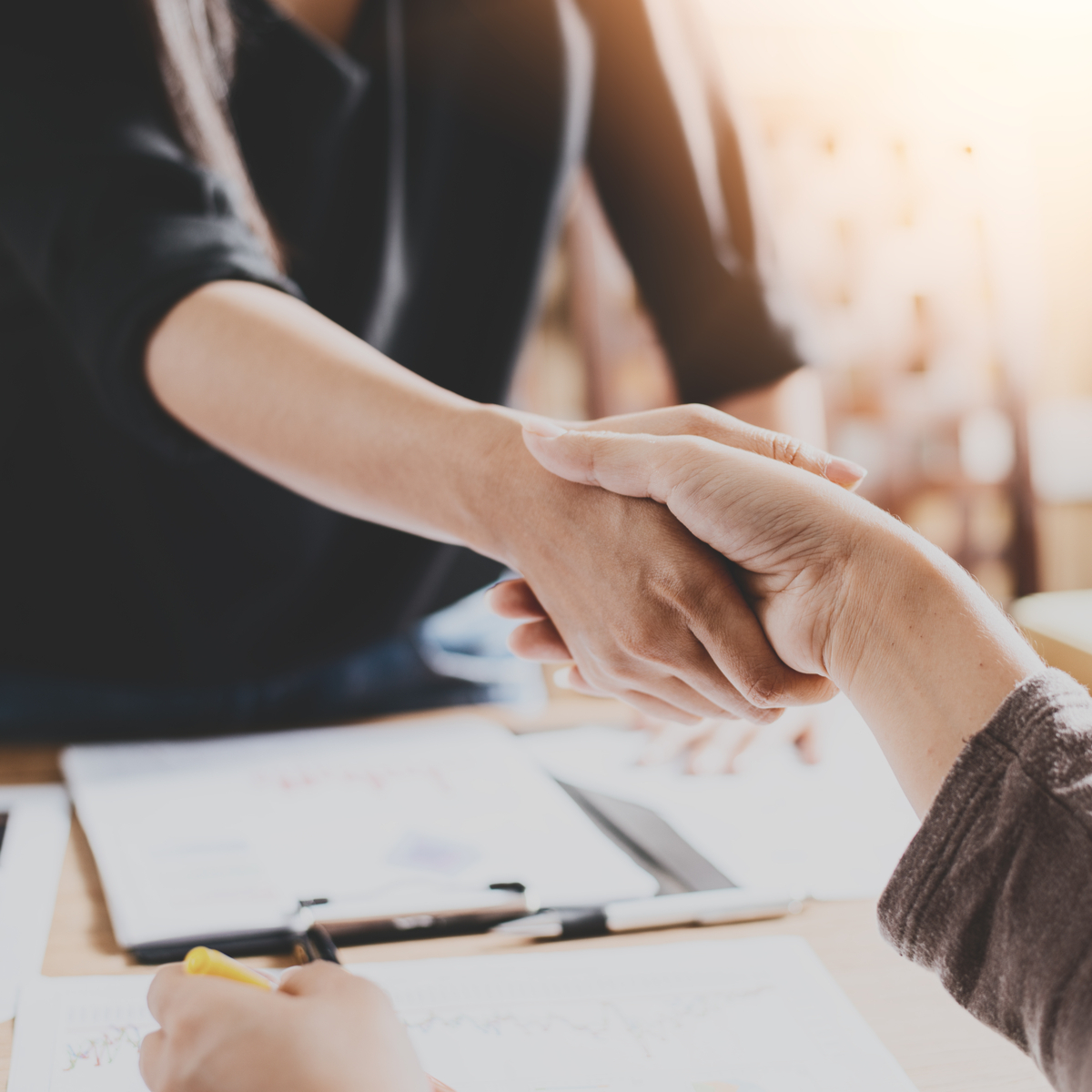 2019-10-25-Hand-shake 2019-10-25-Hand-shake