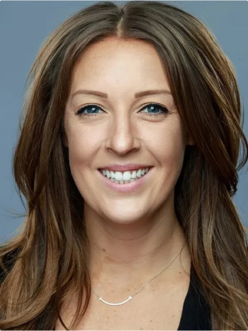 Team photo of Beth Holland